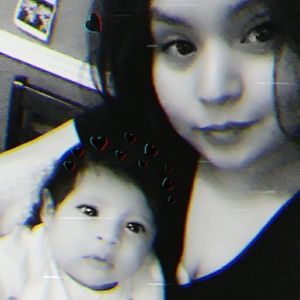 Meet your Posher, Adriana